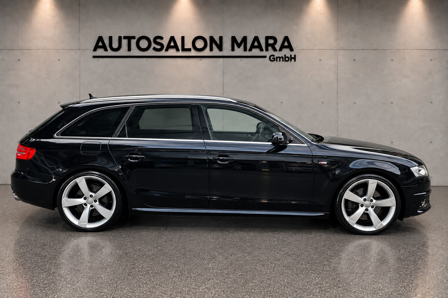 AUDI A4 Avant 2.0 TFSI quattro S-tronic-image-6