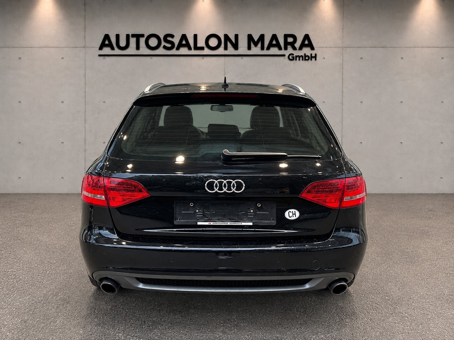 AUDI A4 Avant 2.0 TFSI quattro S-tronic-image-4