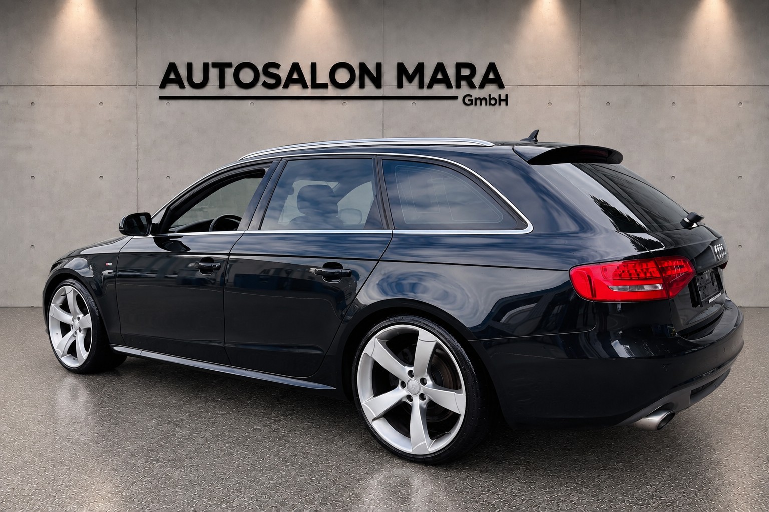 AUDI A4 Avant 2.0 TFSI quattro S-tronic-image-3