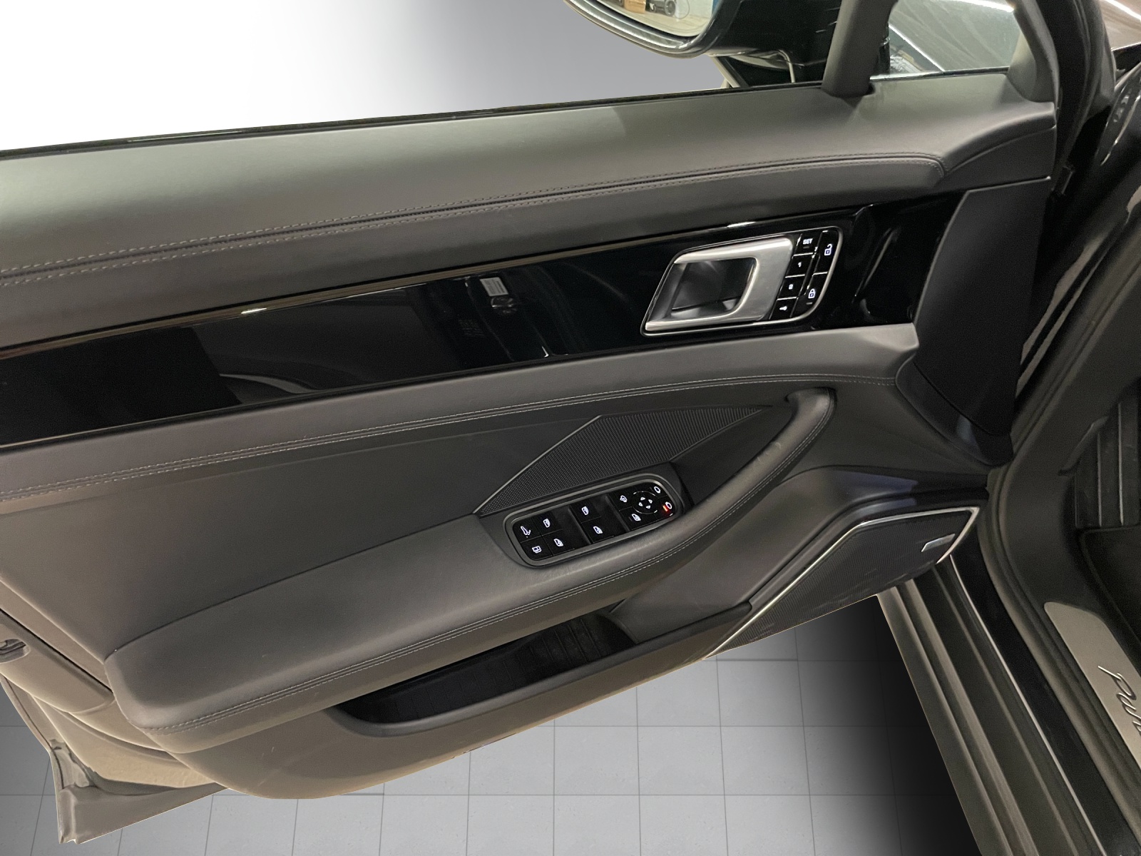 Image PORSCHE PANAMERA Panamera 4 E-Hybrid PDK