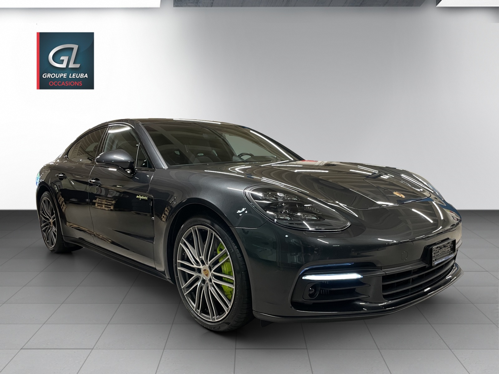 PORSCHE Panamera 4 E-Hybrid PDK-image-0