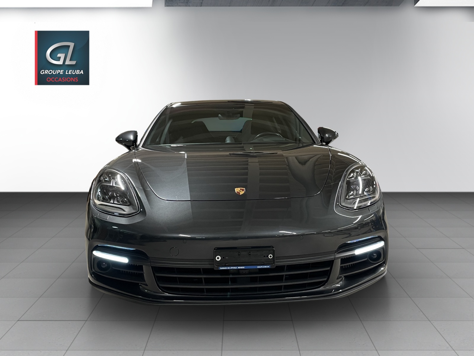 PORSCHE Panamera 4 E-Hybrid PDK-image-1