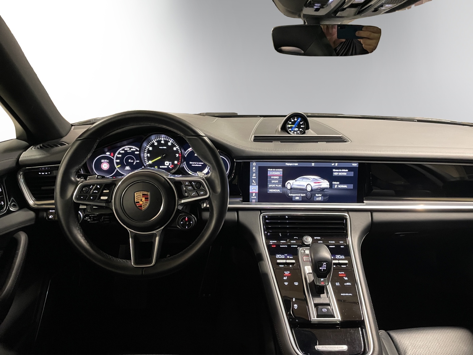 PORSCHE Panamera 4 E-Hybrid PDK-image-11