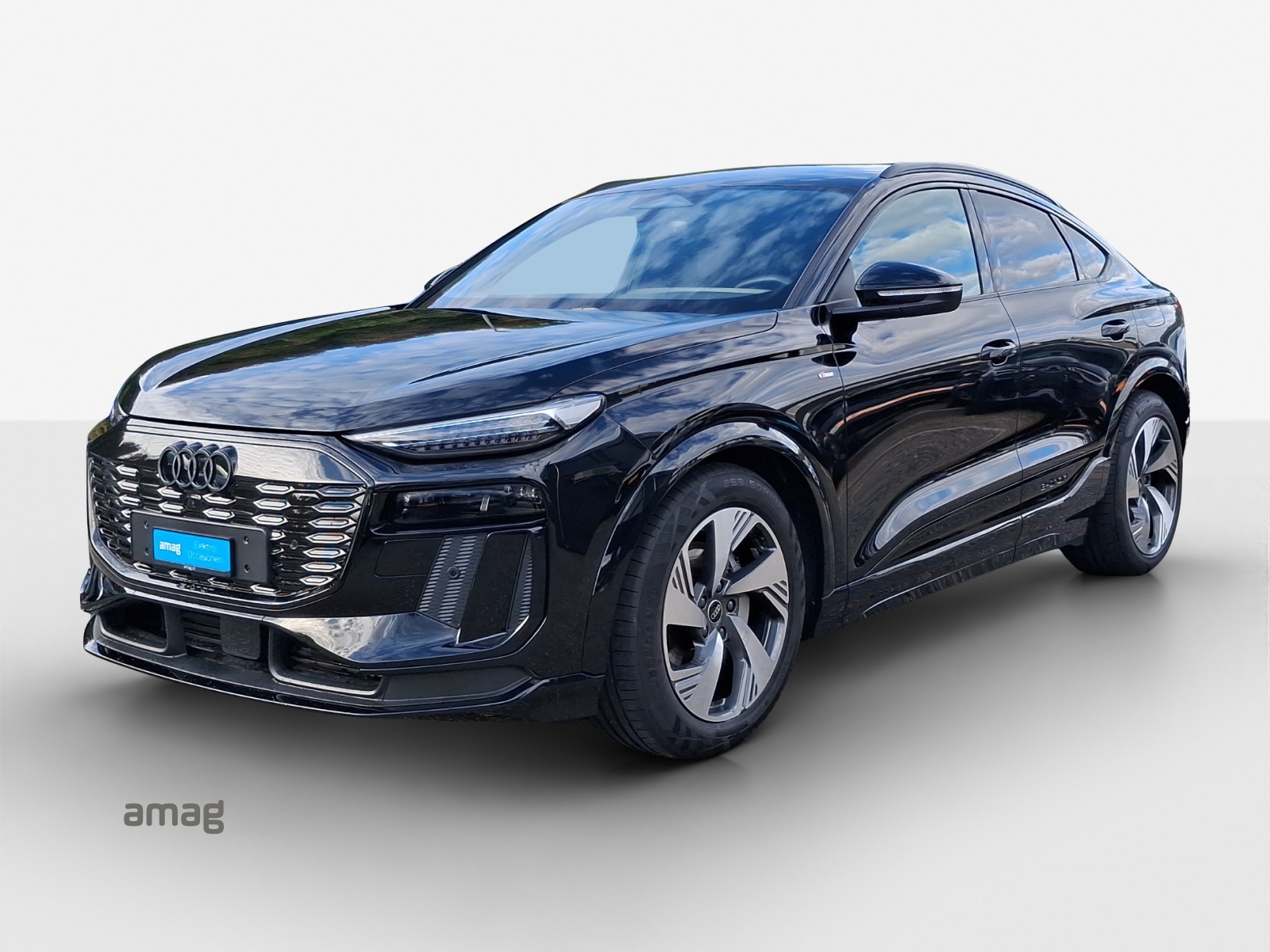AUDI Q6 Sportback e-tron quattro-image-0