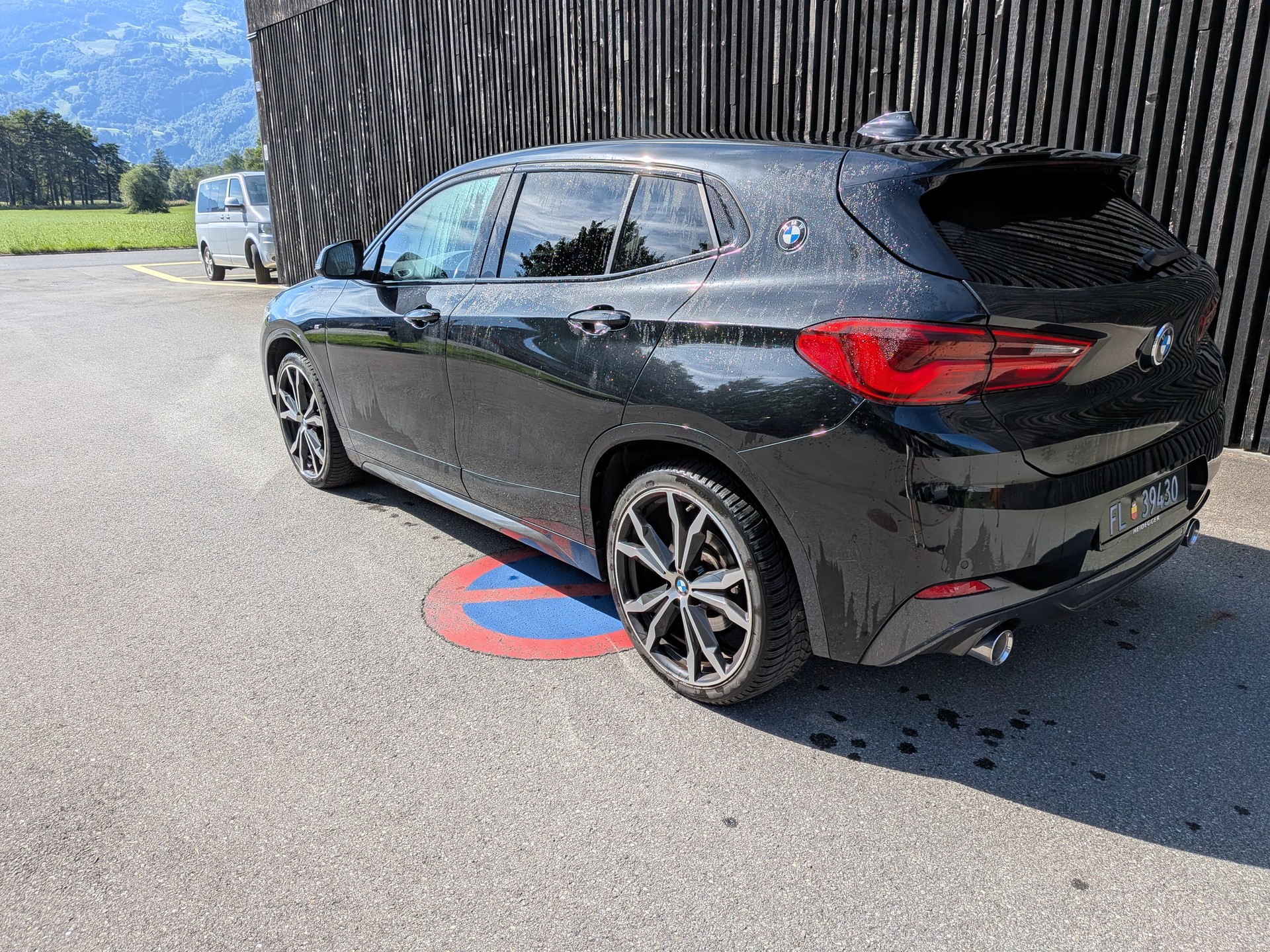 BMW 20d xDrive-image-2
