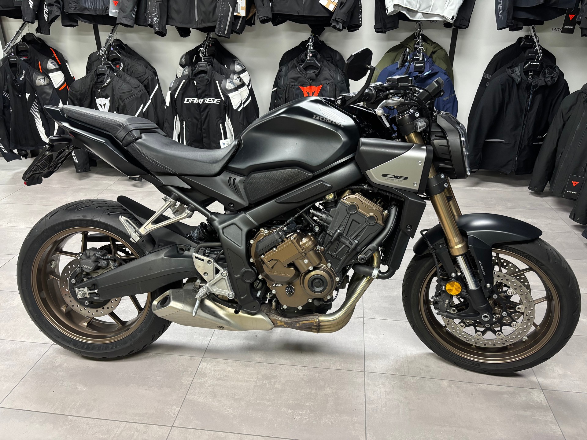 HONDA CB 650 R E-Clutch (35kW)