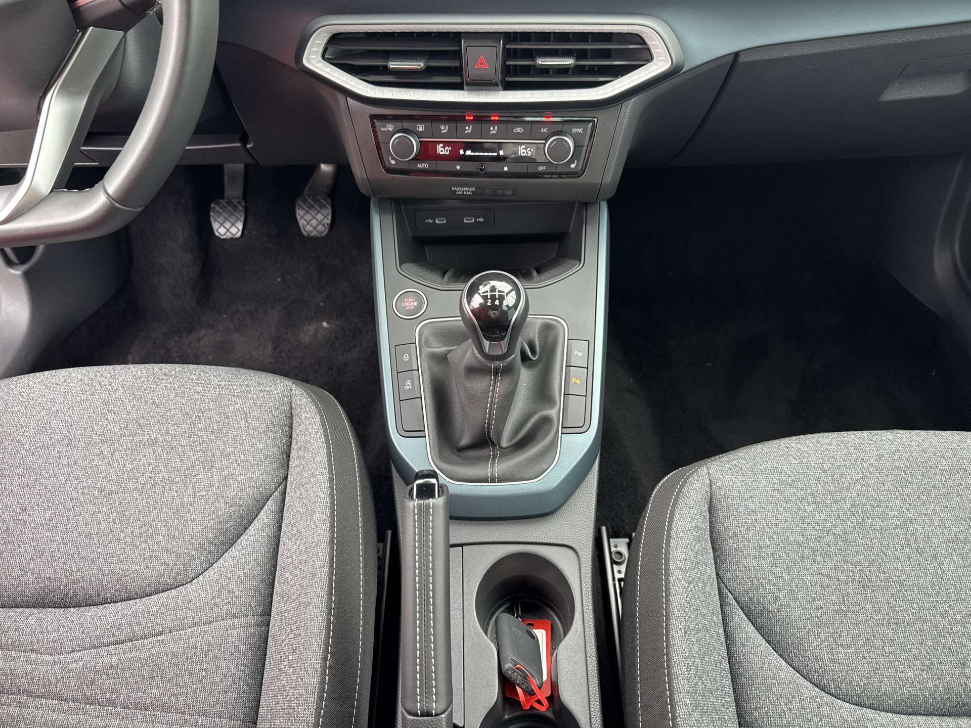 SEAT Arona 1.0 TSI Eco X-Perience Top-Preis-image-11