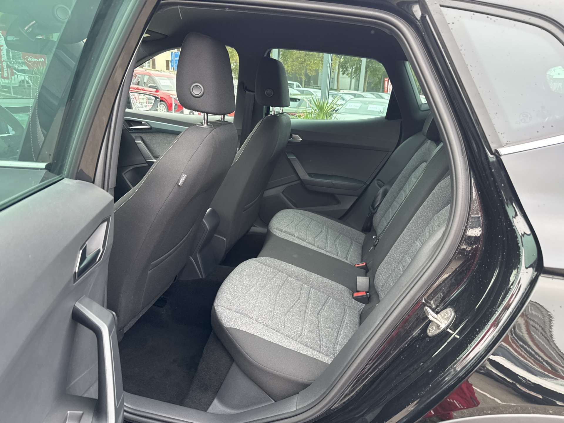 SEAT Arona 1.0 TSI Eco X-Perience Top-Preis-image-6