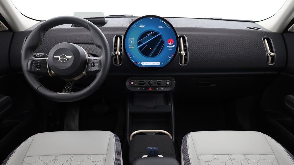 MINI Countryman E-image-11