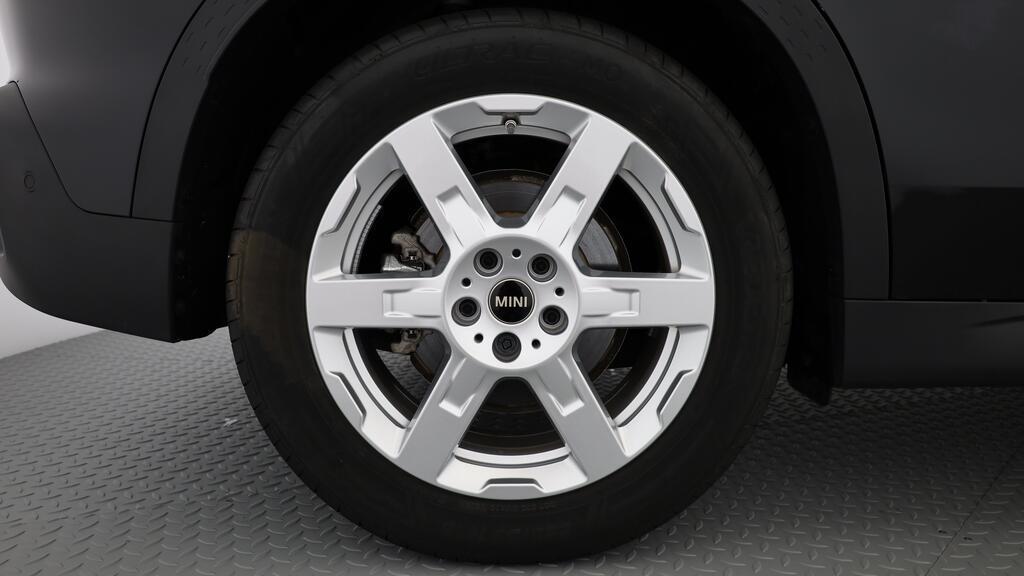 MINI Countryman E-image-10