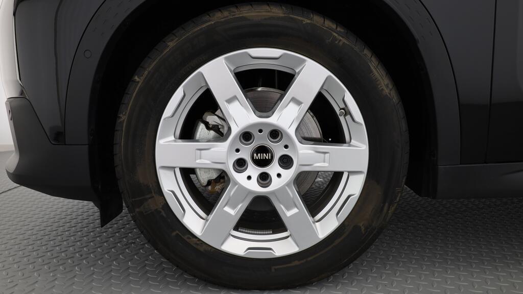 MINI Countryman E-image-8
