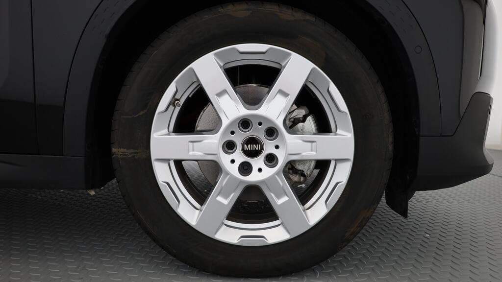 MINI Countryman E-image-7