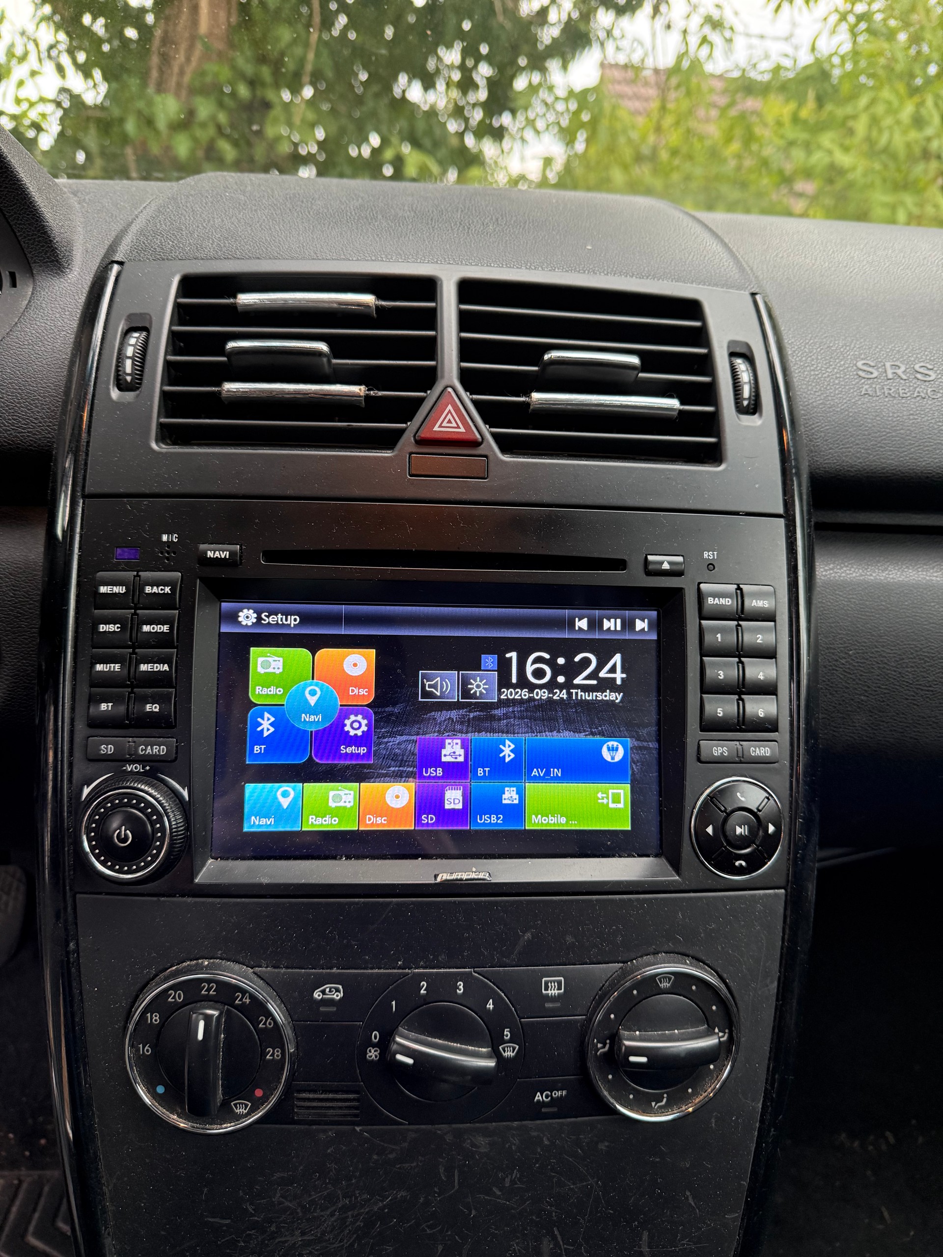 MERCEDES-BENZ A 200 Avantgarde-image-5