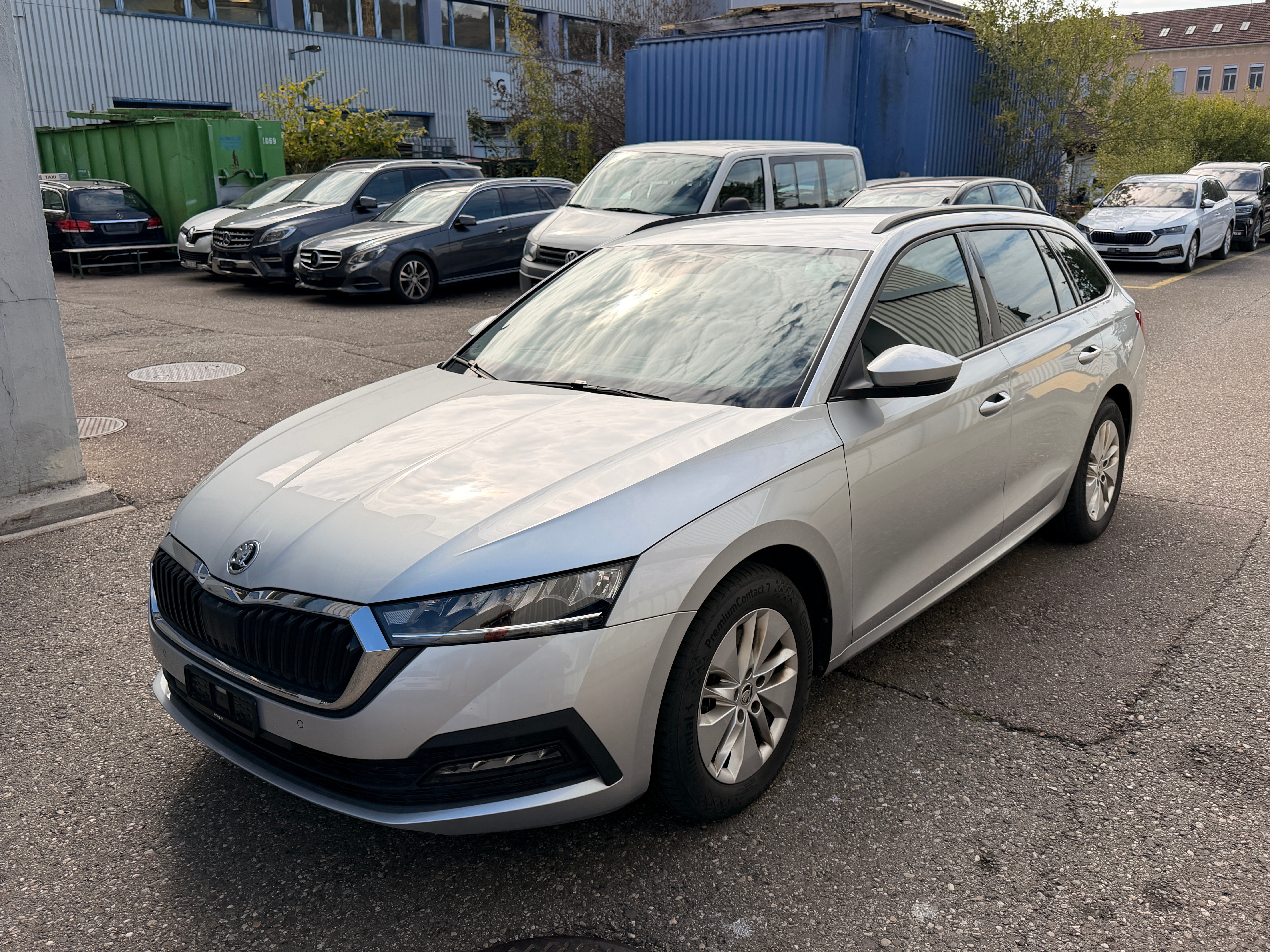 Car photo