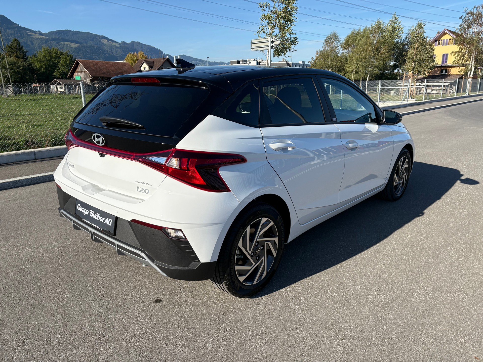 HYUNDAI i20 1.0 T-GDi Amplia DCT GO-image-2