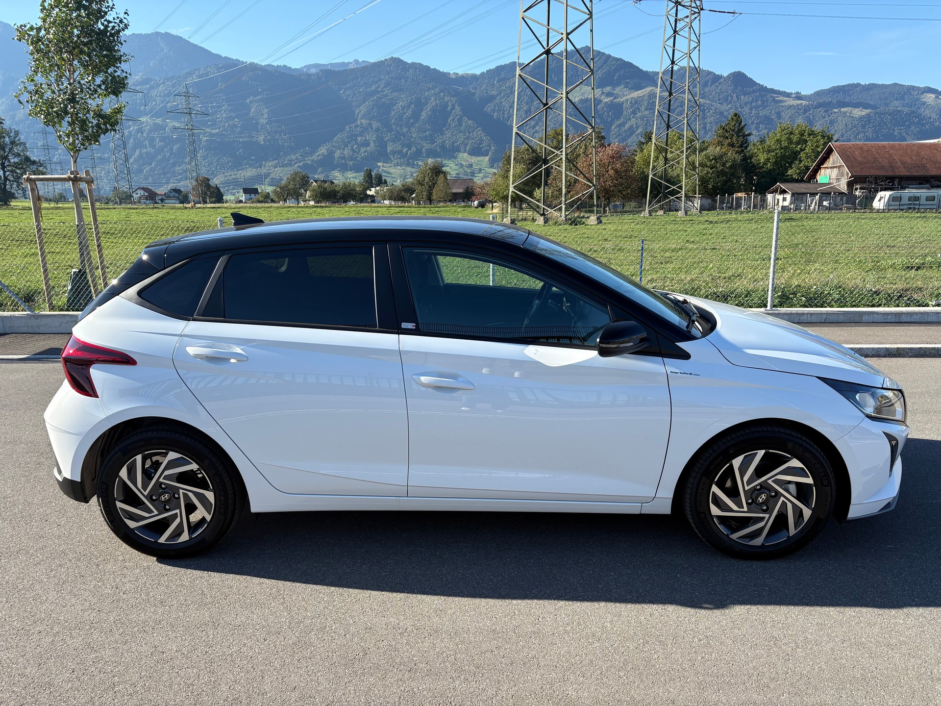 HYUNDAI i20 1.0 T-GDi Amplia DCT GO-image-1