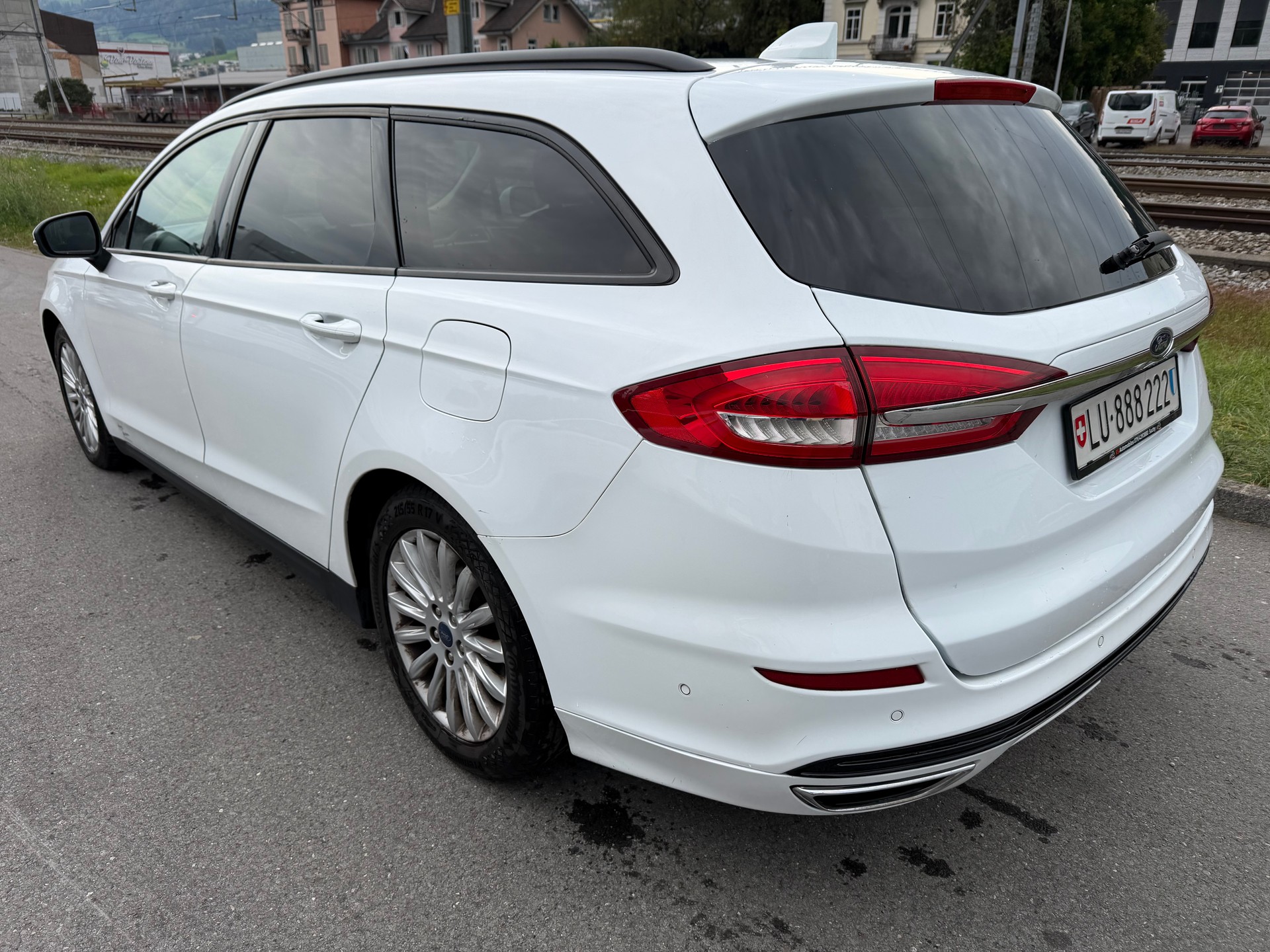 FORD Mondeo 2.0 TDCi Trend Automatik-image-4