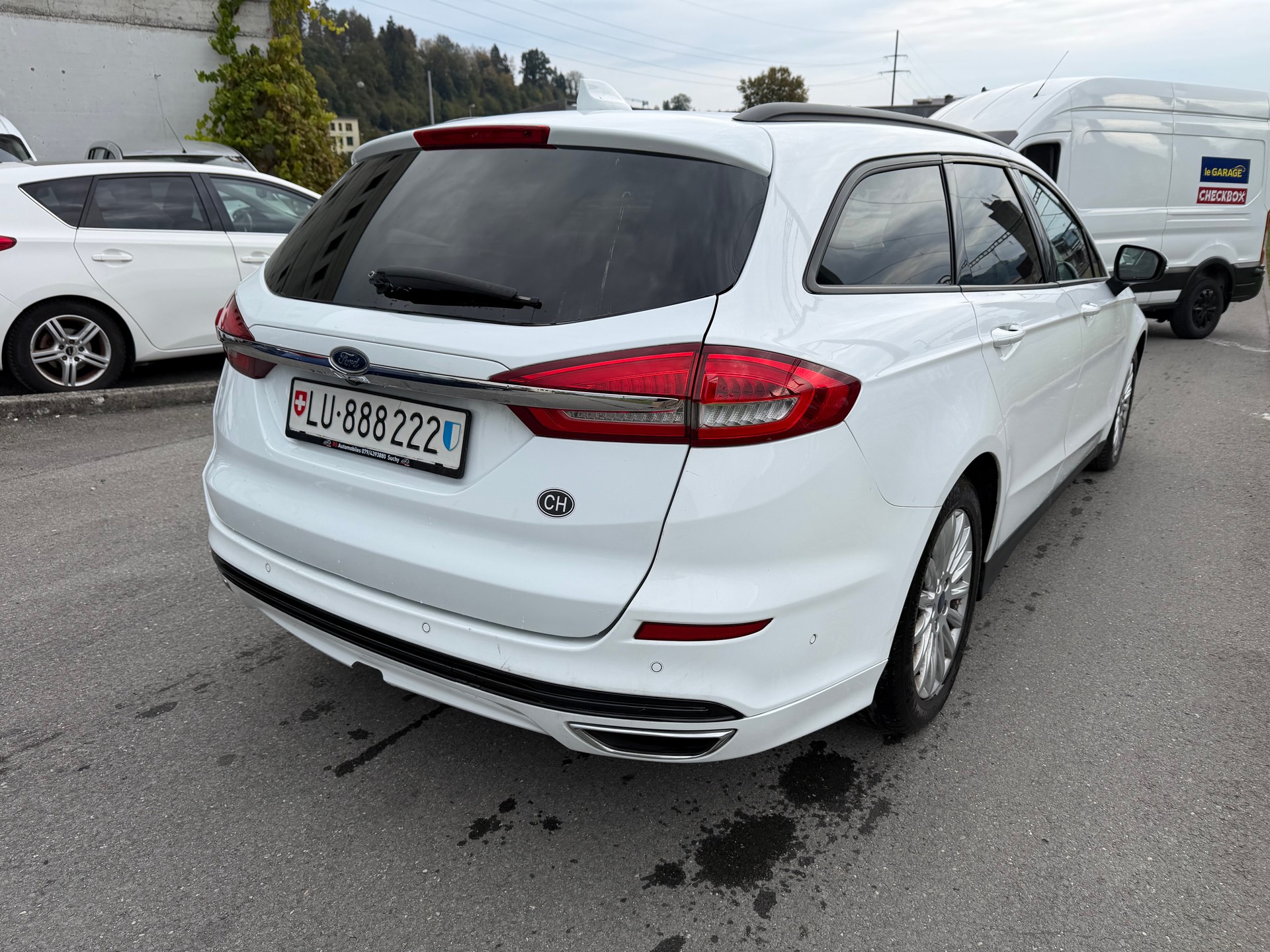 FORD Mondeo 2.0 TDCi Trend Automatik-image-2