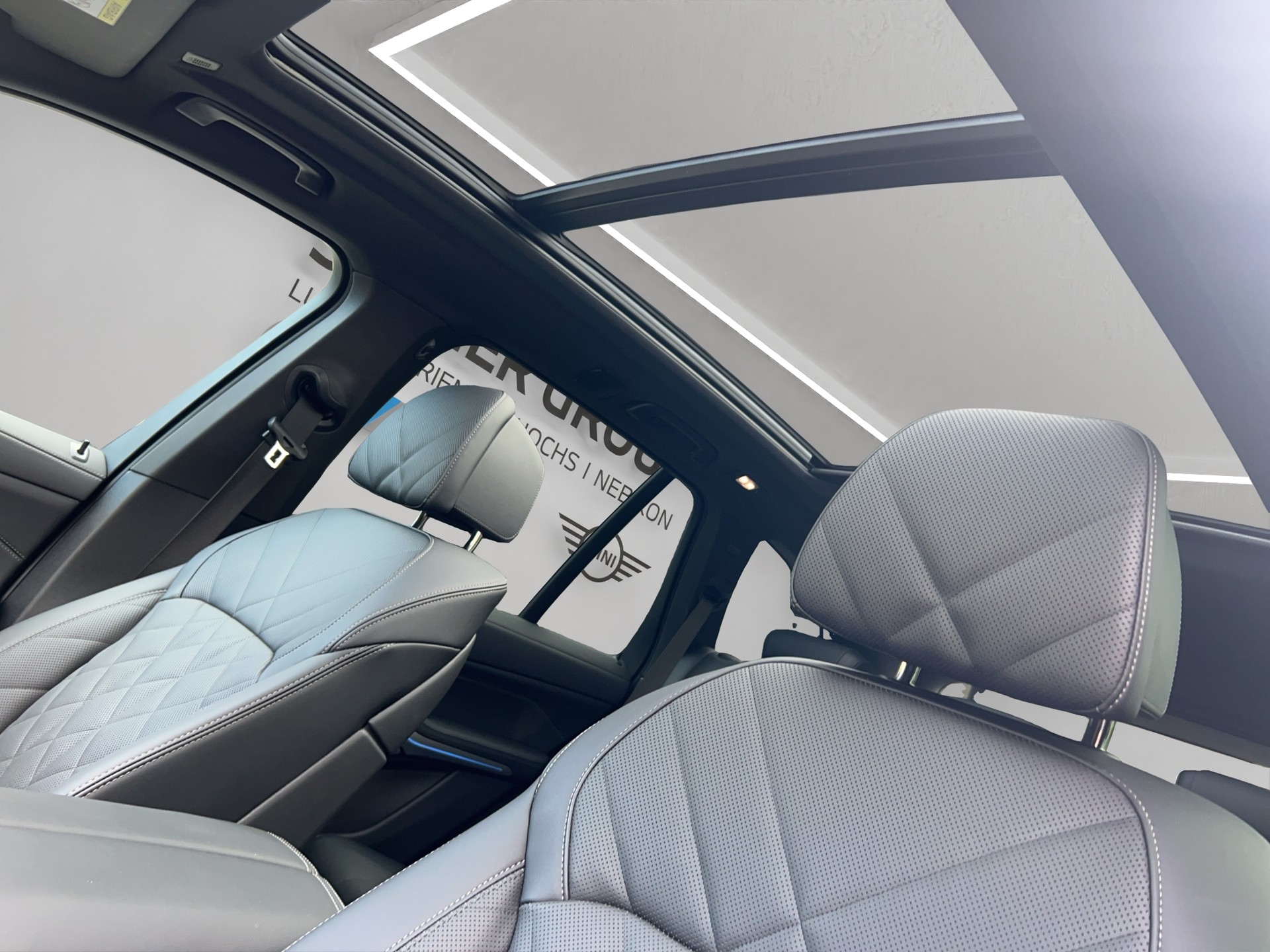 BMW X5 xDrive 50e M Sport Steptronic-image-13
