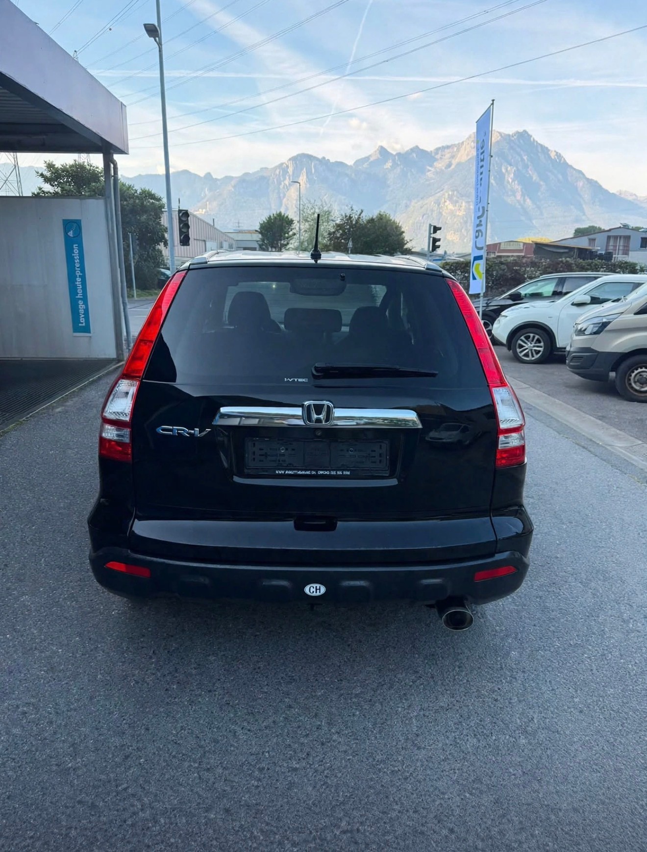 HONDA CR-V-image-4