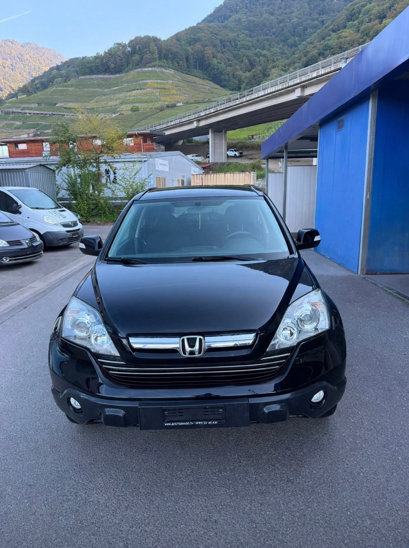 HONDA CR-V-image-0