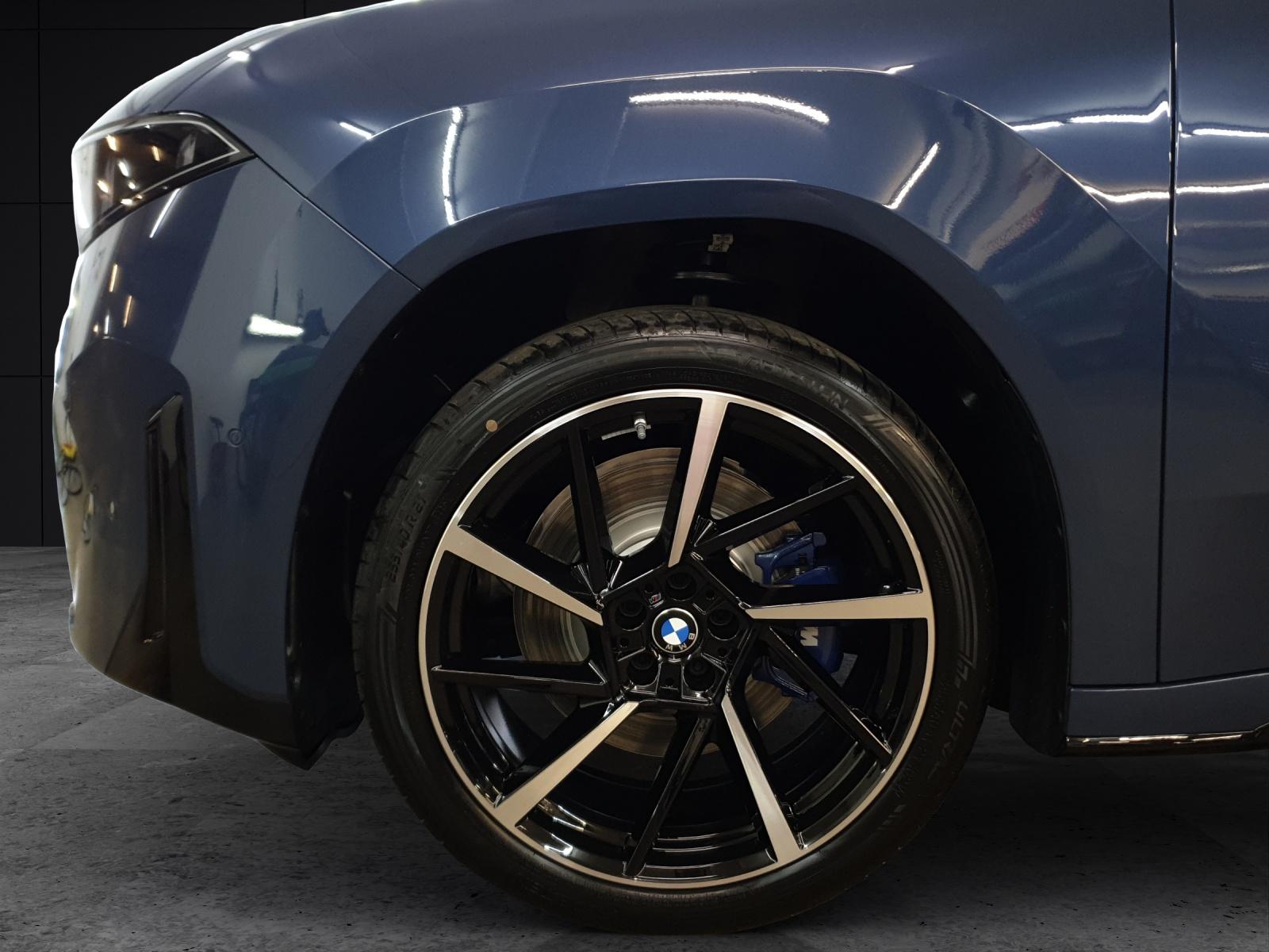 BMW iX3 40-image-8