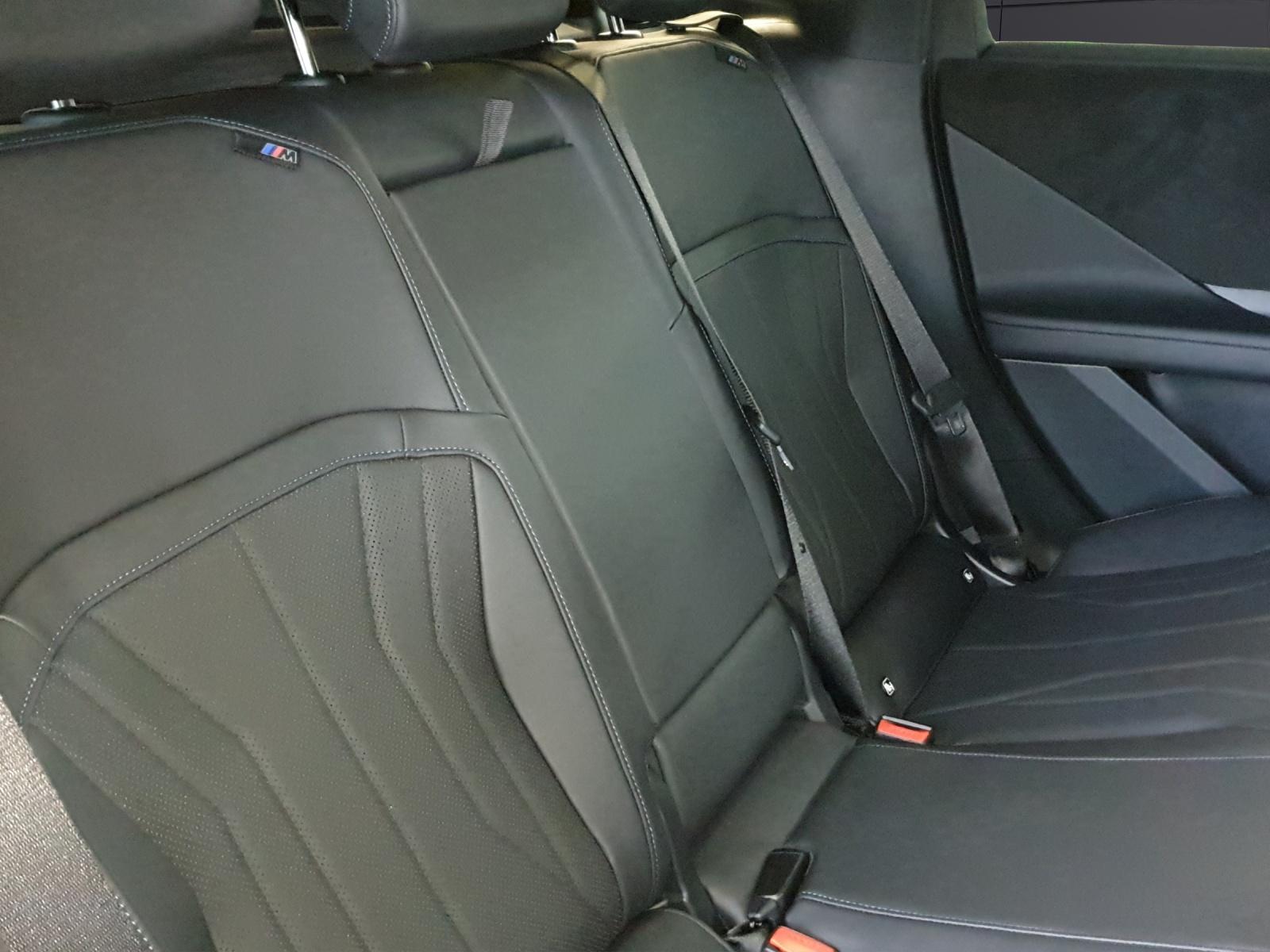 BMW iX3 40-image-13