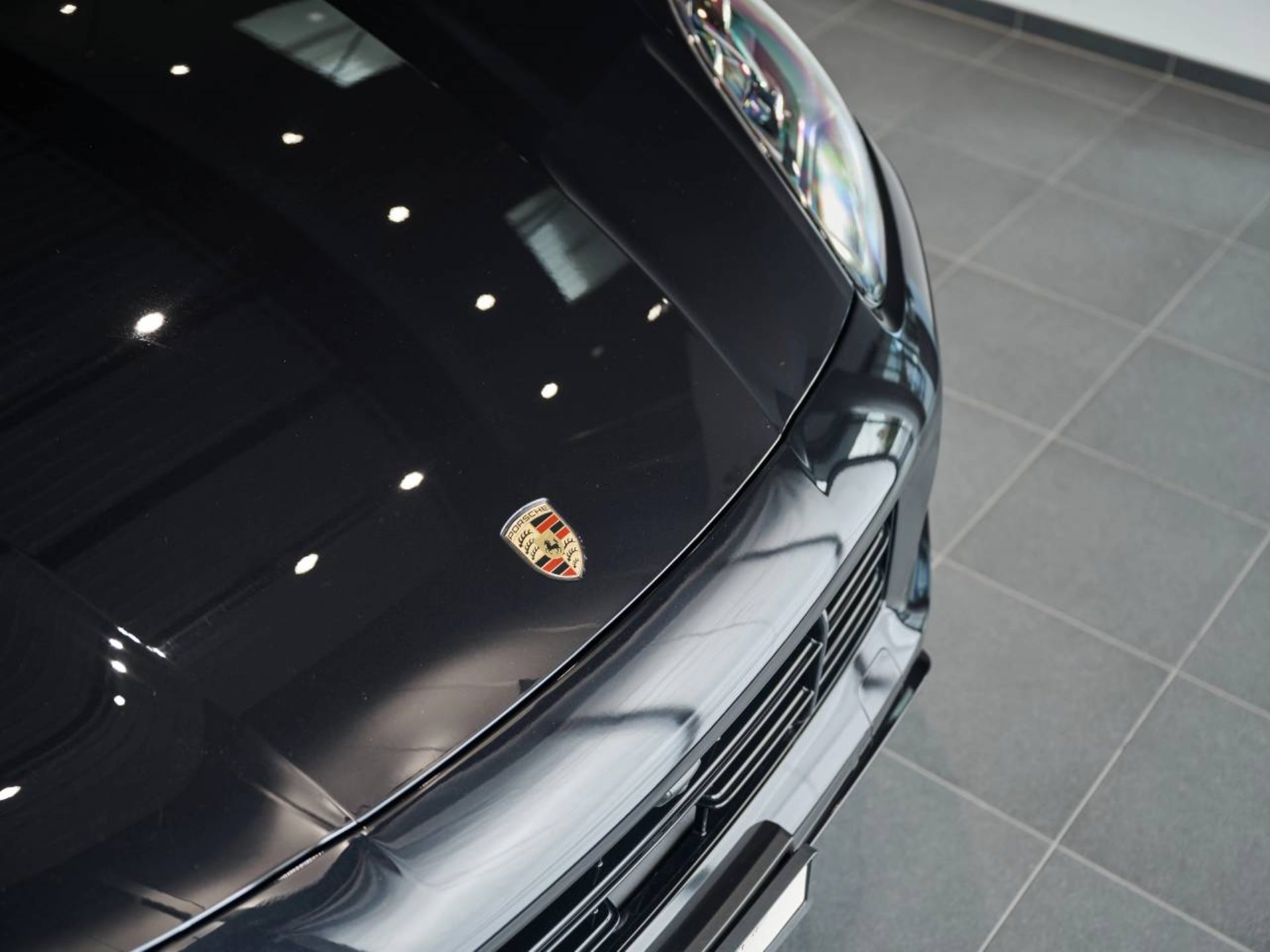 PORSCHE Cayenne Turbo S E-Hybrid-image-24