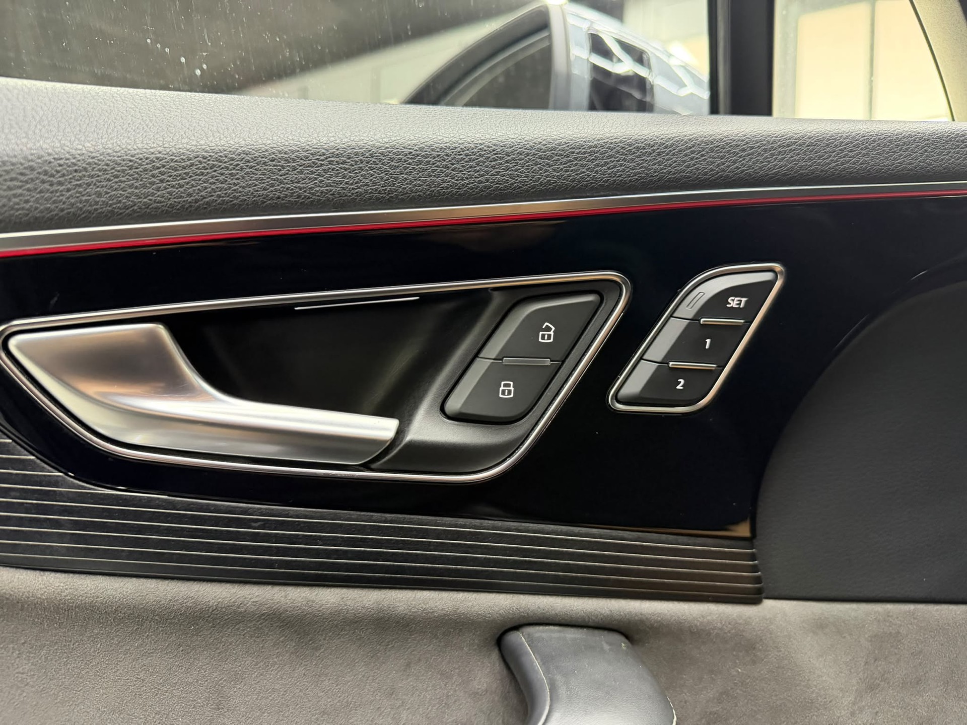AUDI Q7 3.0 TDI quattro tiptronic S Line-image-10
