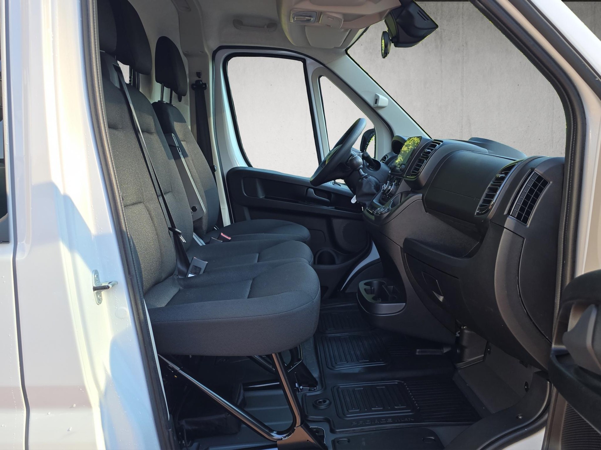 TOYOTA PROACE MAX Van 3.5 L3H2 2.2 D Active Heavy-image-13