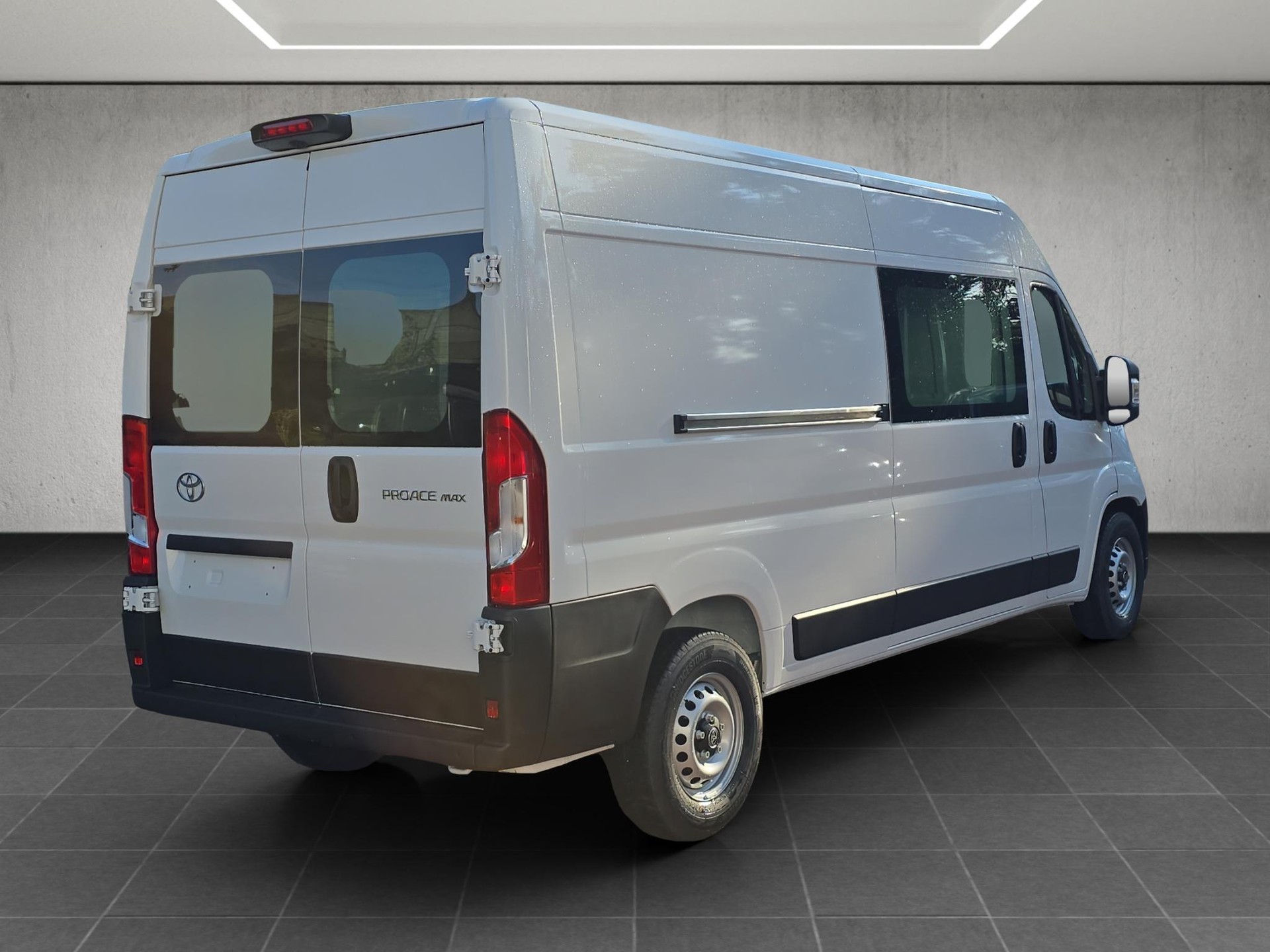 TOYOTA PROACE MAX Van 3.5 L3H2 2.2 D Active Heavy-image-4