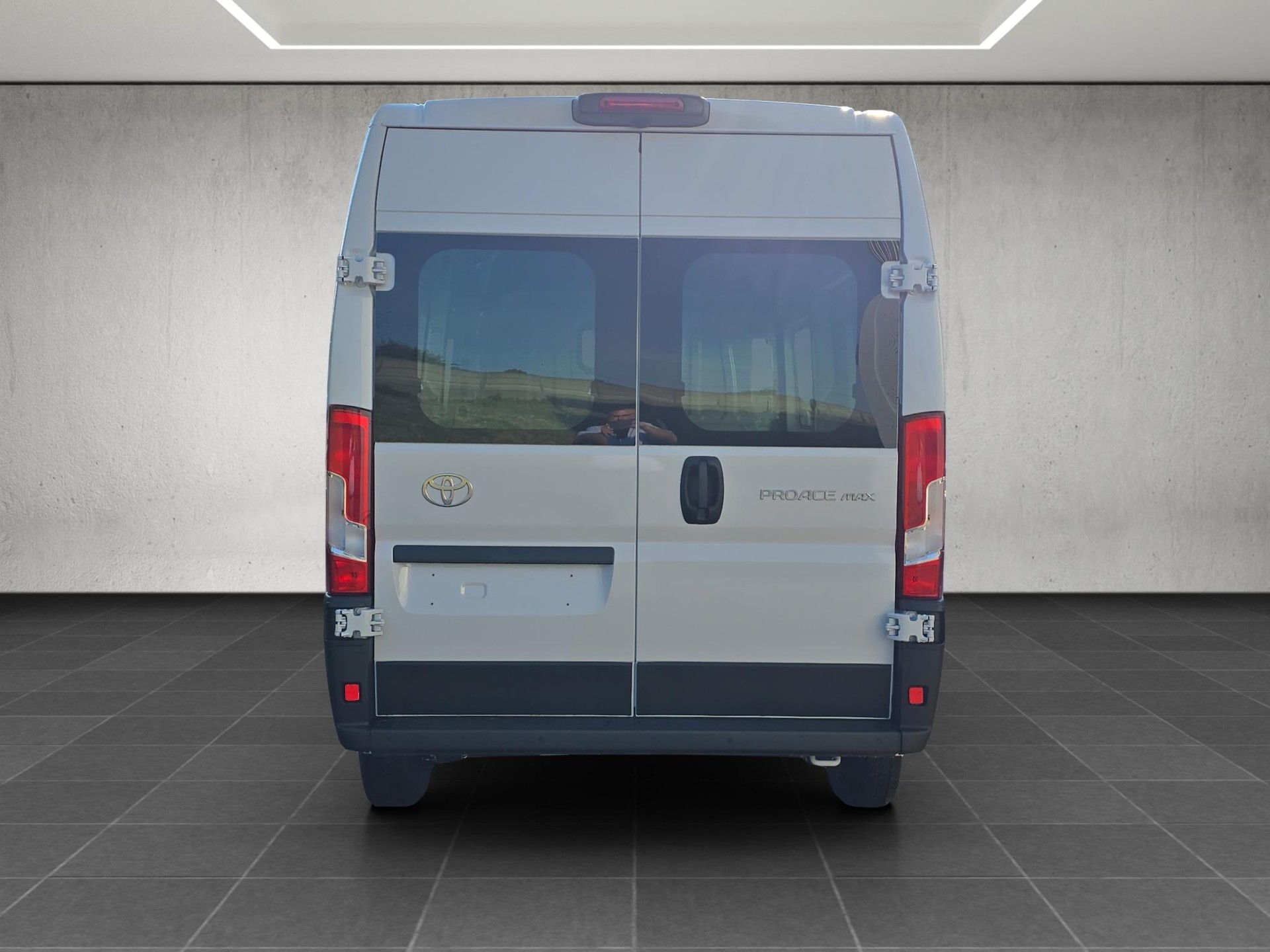 TOYOTA PROACE MAX Van 3.5 L3H2 2.2 D Active Heavy-image-3