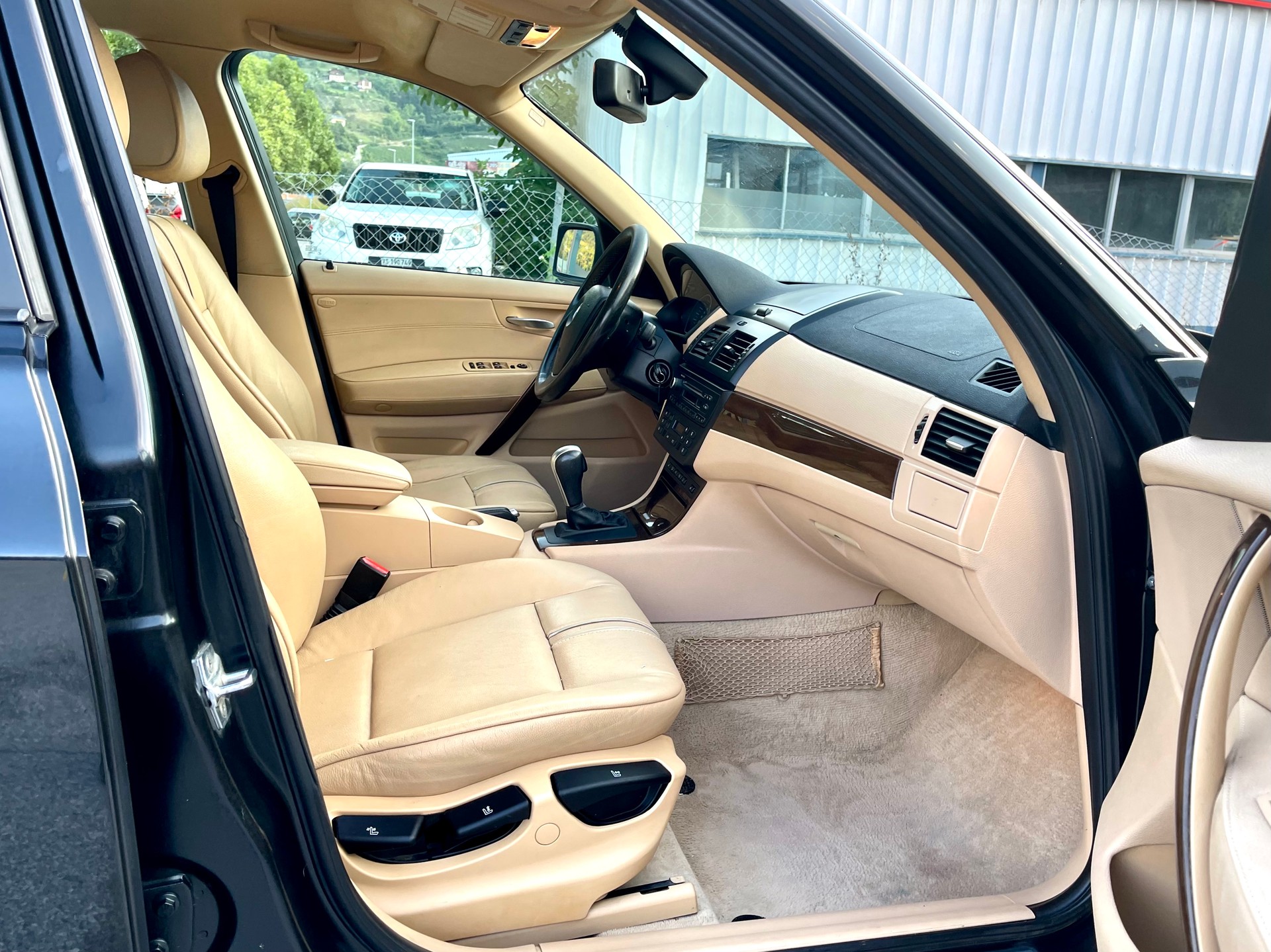 BMW X3 xDrive 20d (2.0d) Steptronic-image-15