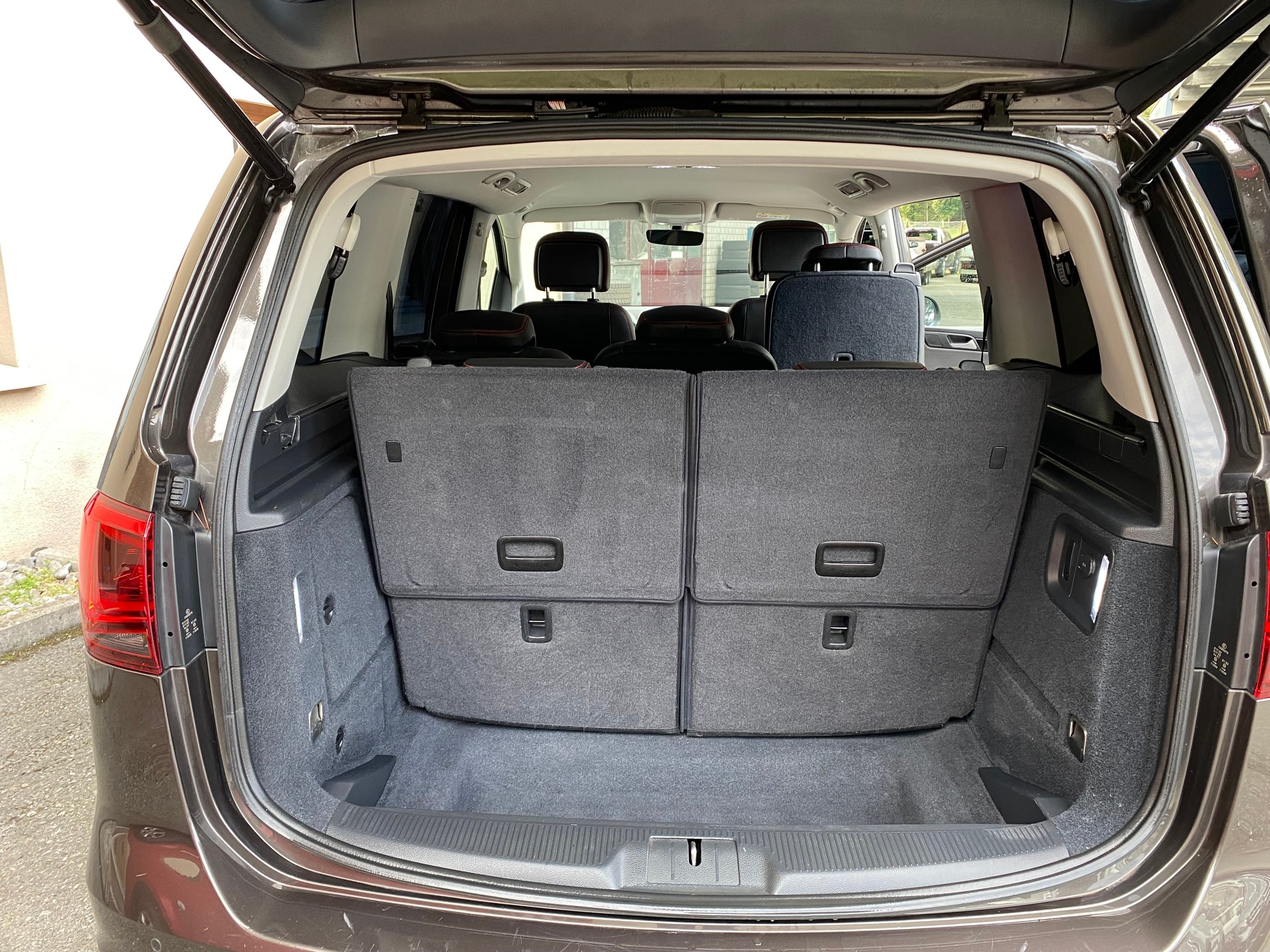 SEAT Alhambra 1.4 TSI FR Line DSG-image-10