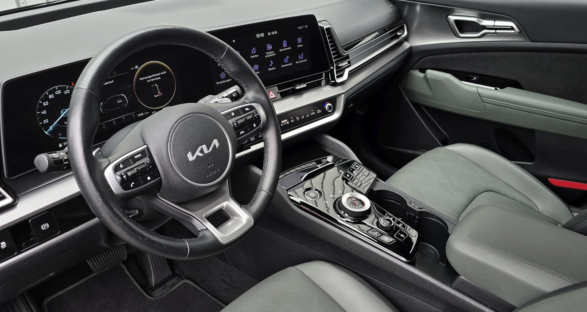 KIA Sportage 1.6T-GDi MHEV Power Edition 4x4 7DCT-image-9