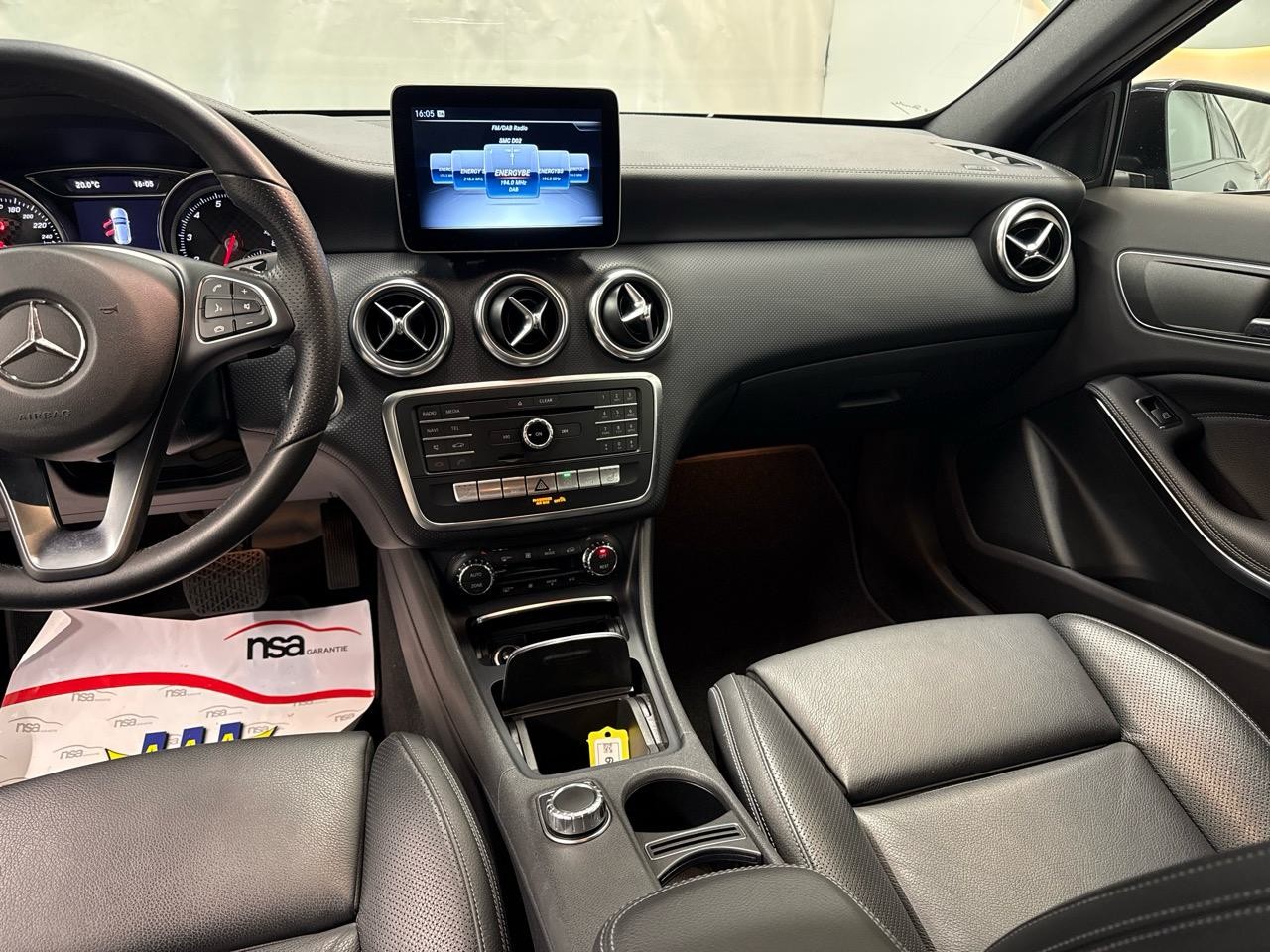 MERCEDES-BENZ A 200 7G-DCT-image-4