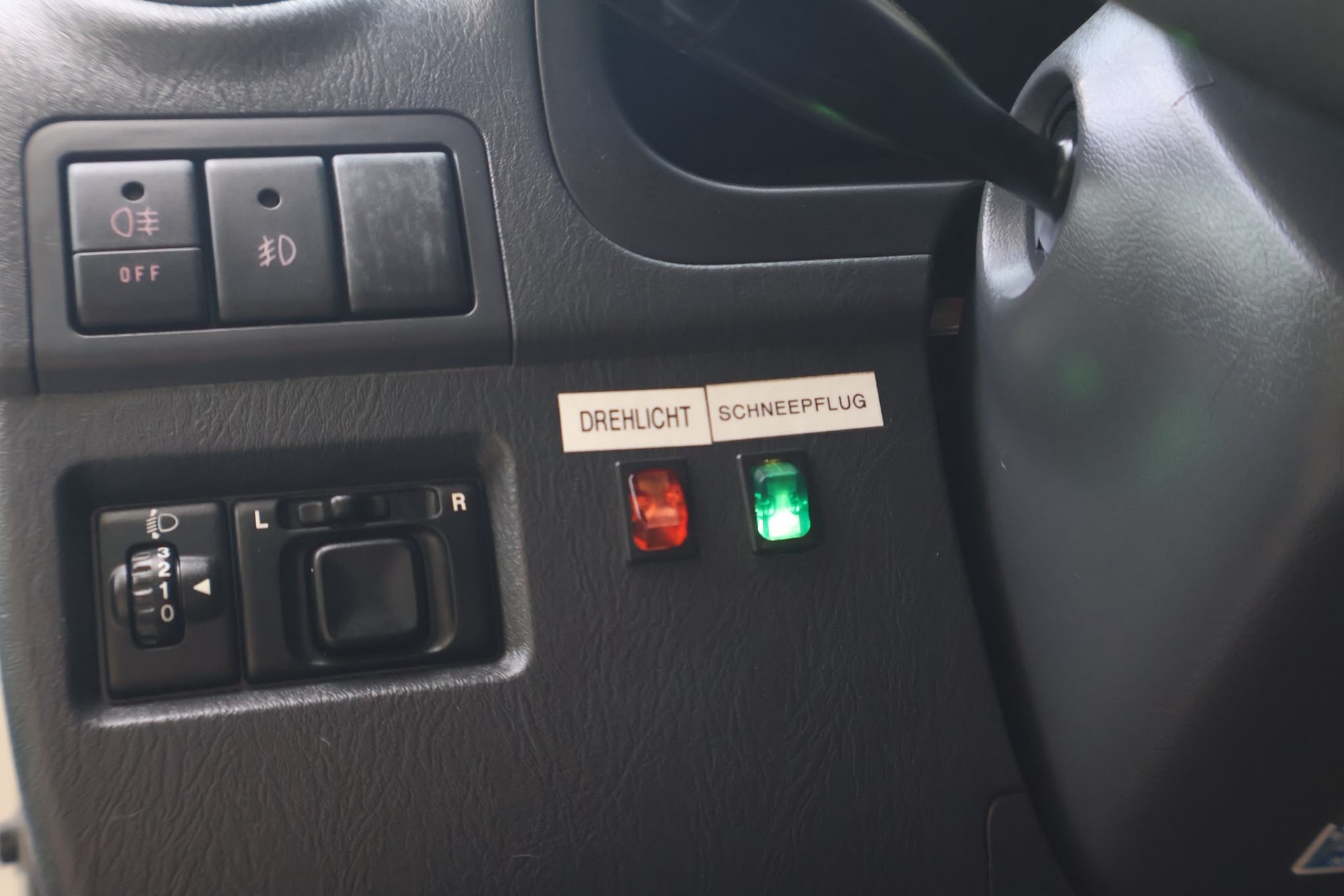 SUZUKI Jimny 1.3 16V GL Top Sergio Cellano-image-10