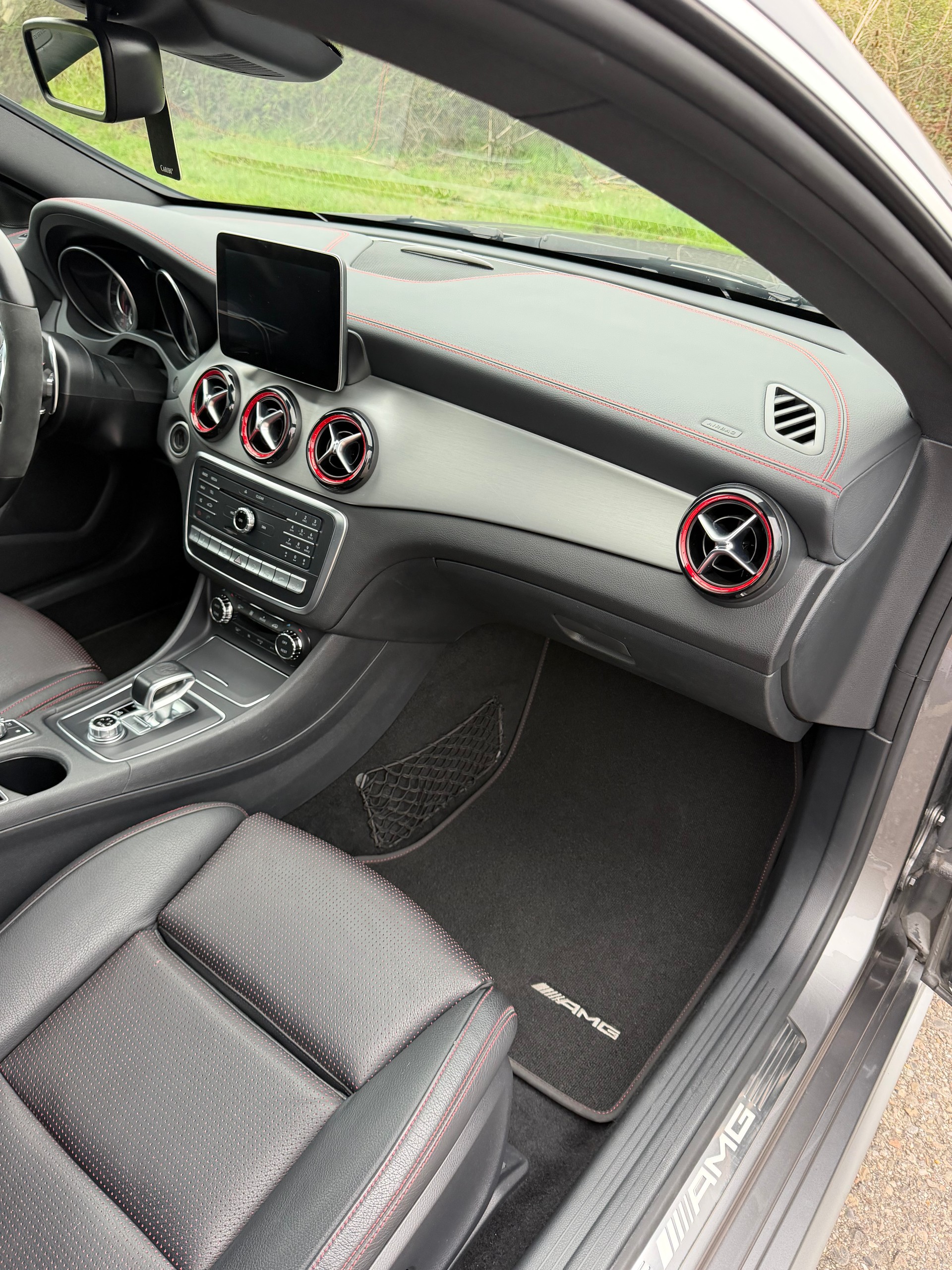 MERCEDES-BENZ CLA 45 AMG 4m-image-10