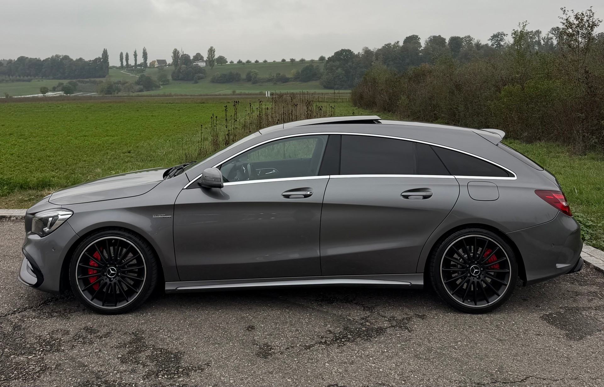 MERCEDES-BENZ CLA 45 AMG 4m-image-1