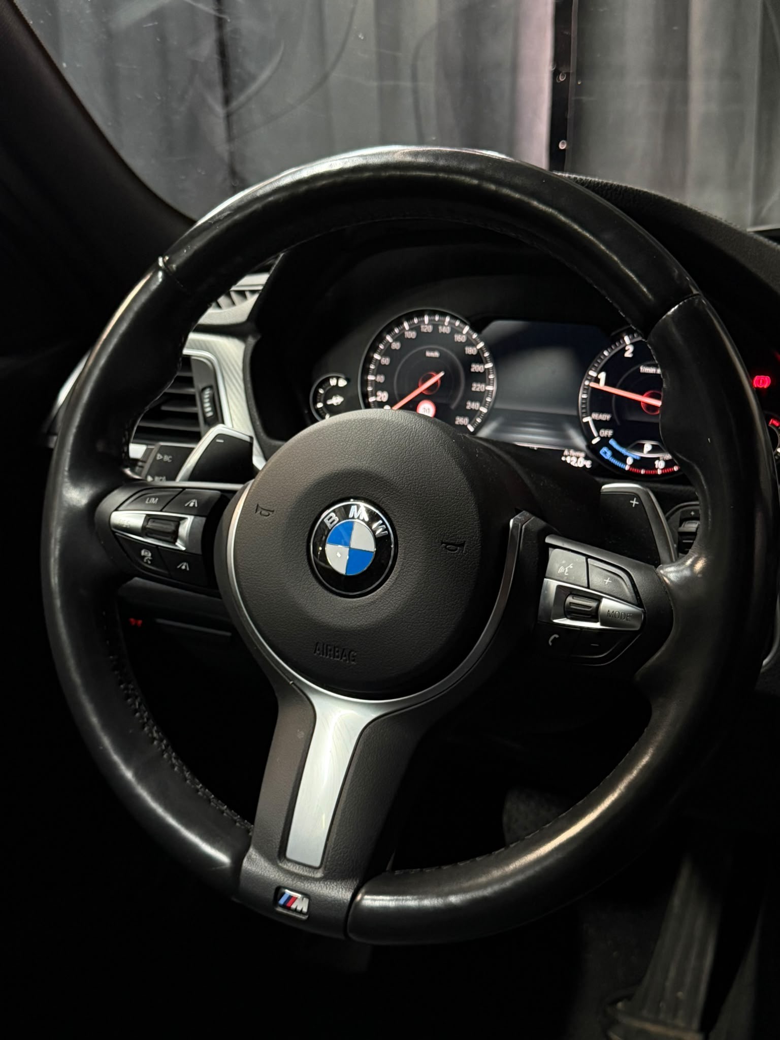 BMW 320d xDrive Touring Edition M Sport Steptronic | 1.Hand | CH- Auto |-image-18
