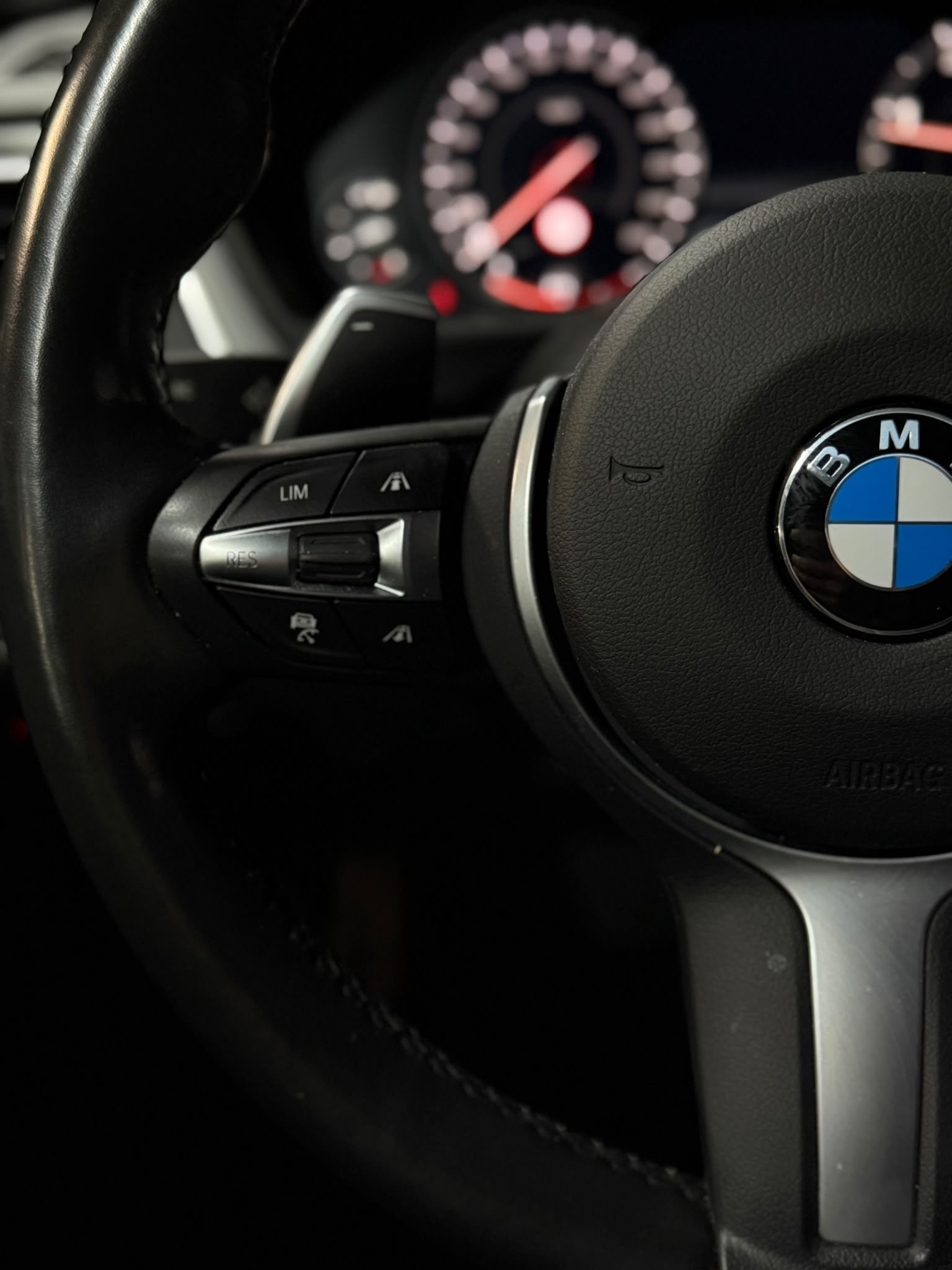BMW 320d xDrive Touring Edition M Sport Steptronic | 1.Hand | CH- Auto |-image-19