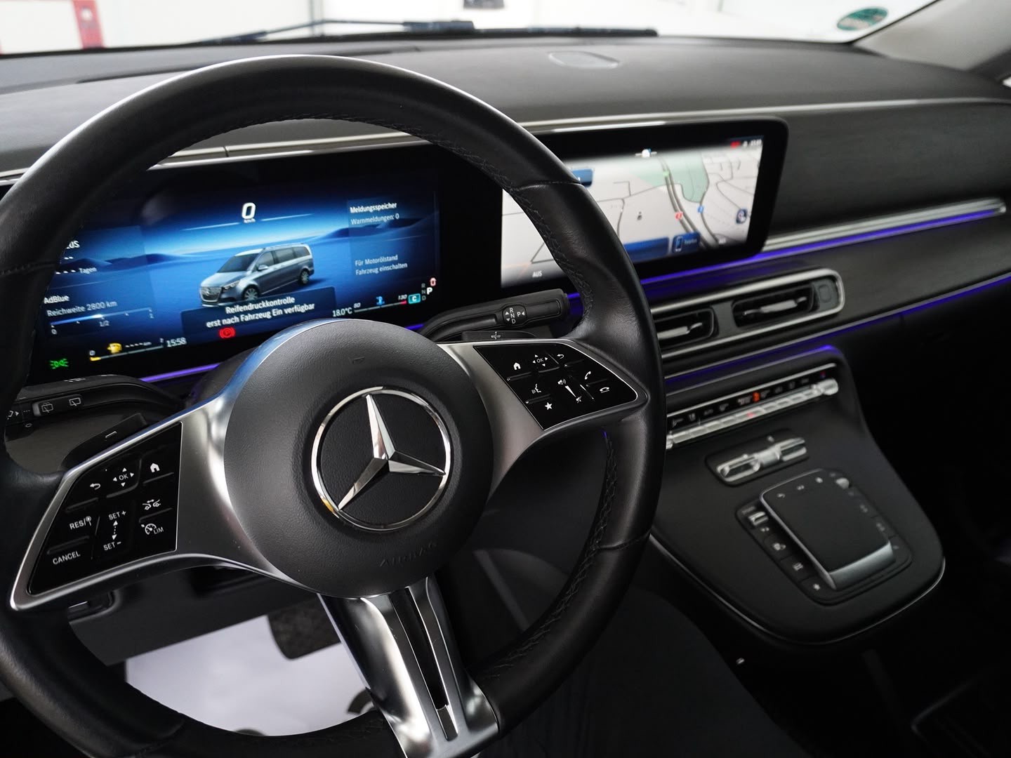 MERCEDES-BENZ V 250 d lang Avantgarde 4Matic G-Tronic *Facelift*-image-11