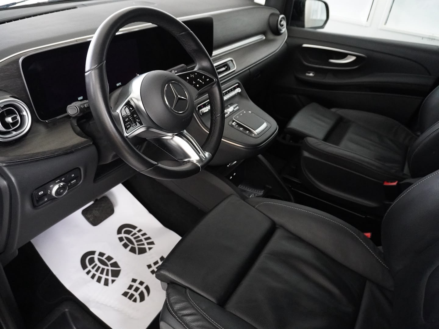 MERCEDES-BENZ V 250 d lang Avantgarde 4Matic G-Tronic *Facelift*-image-2