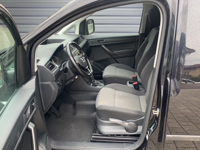 VW Caddy Maxi 2.0TDI 4Motion BlueMotion Technology DSG-image-9