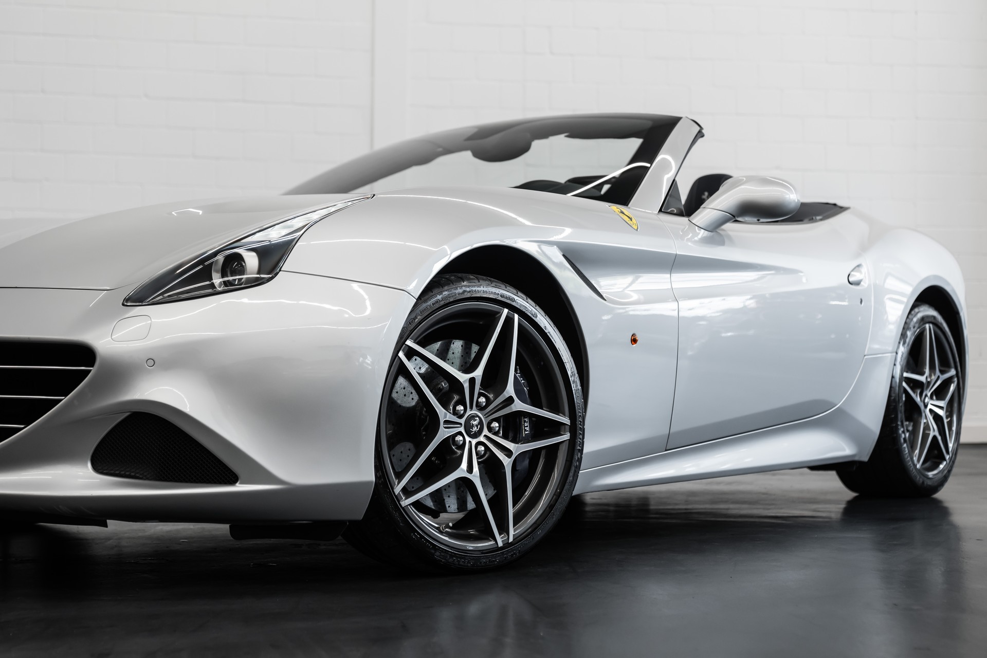 FERRARI California 3.9 V8 T-image-3