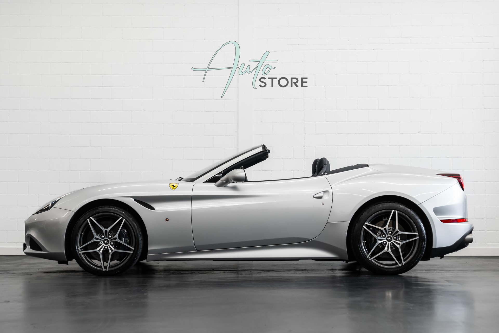 FERRARI California 3.9 V8 T-image-2