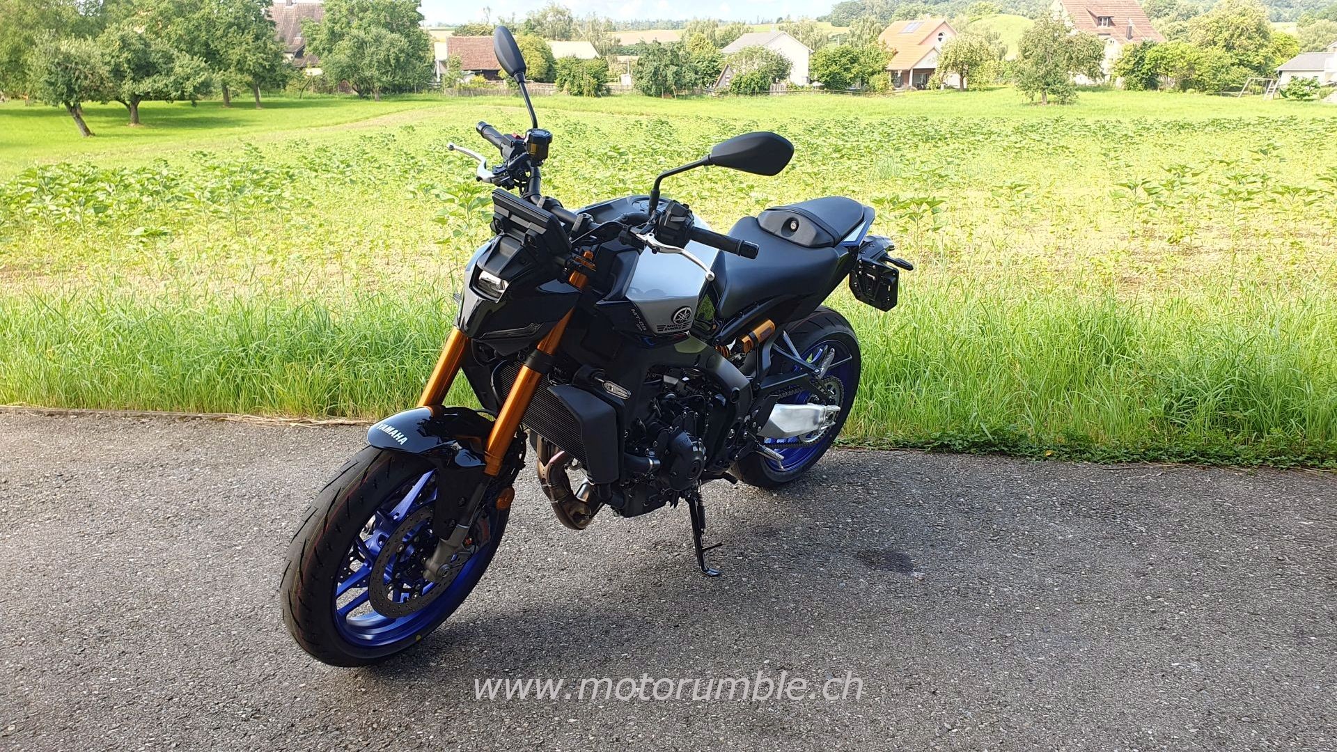 YAMAHA MT 09SP-image-2