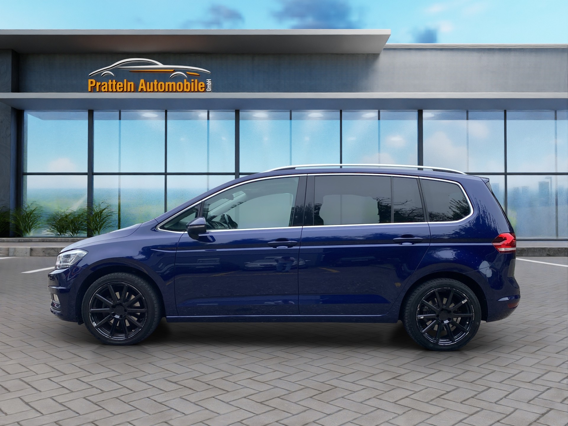VW Touran 2.0 TDI BlueMotion Technology Highline DSG-image-1