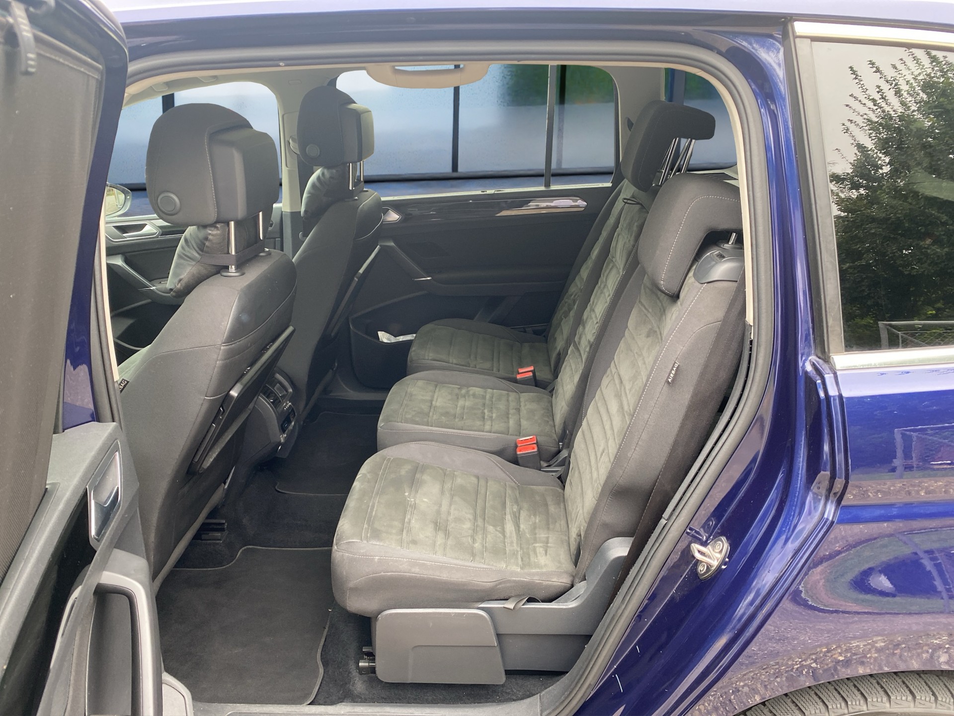 VW Touran 2.0 TDI BlueMotion Technology Highline DSG-image-15