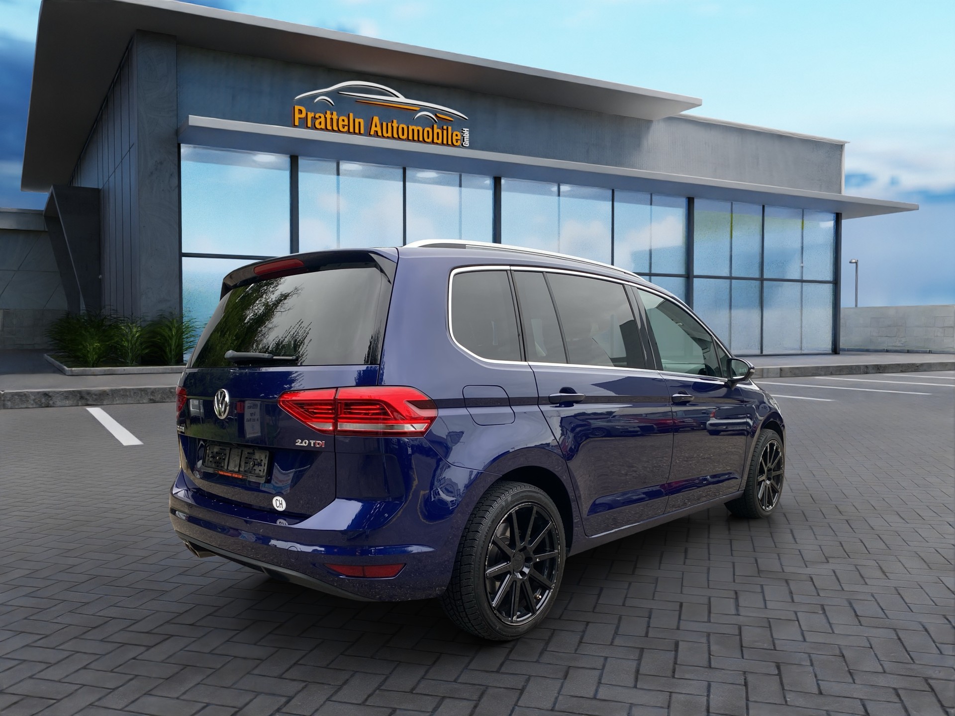 VW Touran 2.0 TDI BlueMotion Technology Highline DSG-image-5